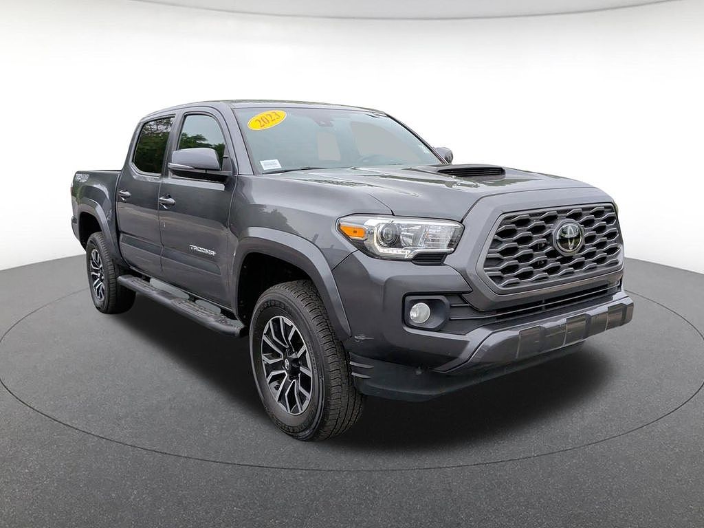 2023 Tacoma SR5