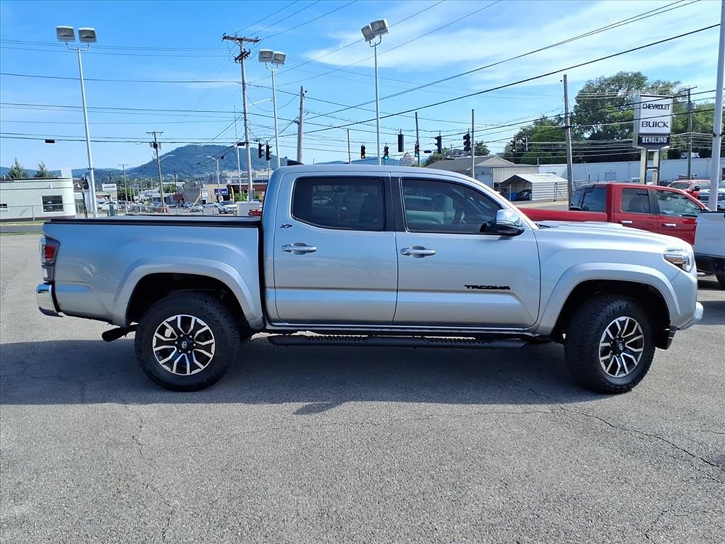 2023 Tacoma SR5