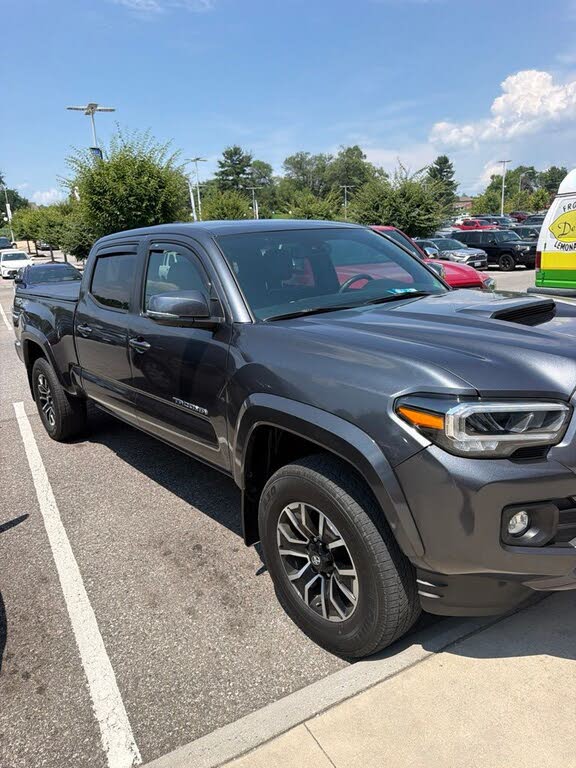 2022 Tacoma SR5